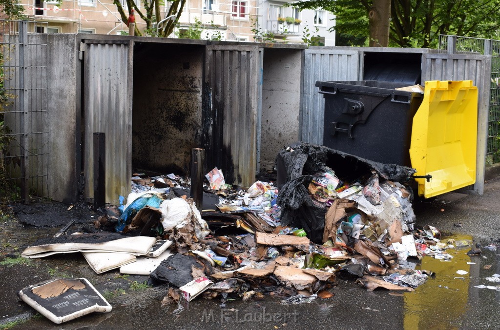 Feuer Koeln Vingst Wuerzburgerstr P23.JPG